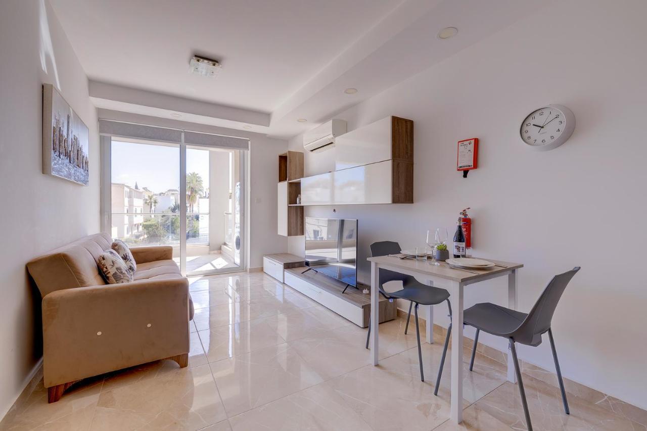 Modern 1Br Apartment In Central St Julian'S Saint Julian's Eksteriør billede